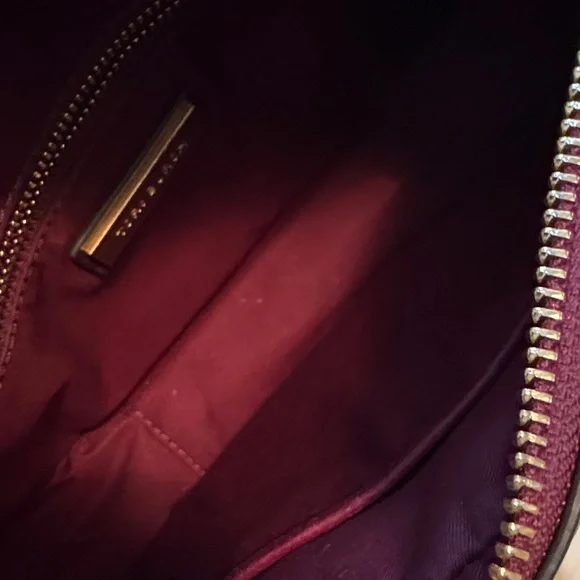 Tory Burch Maroon Quilted Crossbody Bag - Picture 8 of 8